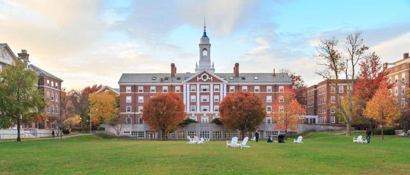 Harvard Studiengebühren und Lebenshaltungskosten